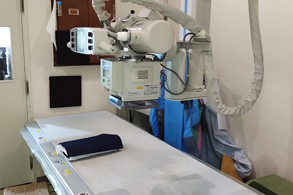 医療法人 阿久津整形外科　レントゲン室
